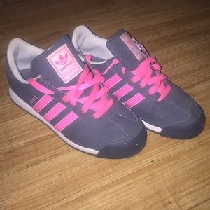Gray and pink ADIDAS SZ 5.5